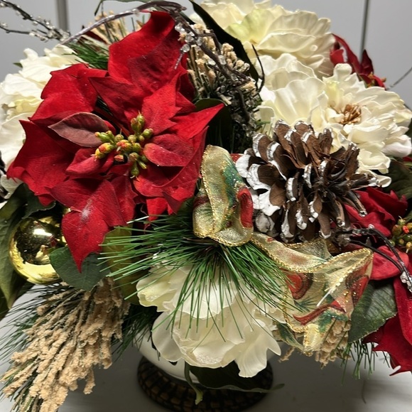 Holiday Centerpiece Floral, Poinsettias, Pinecones , Cardinals - Picture 6 of 7